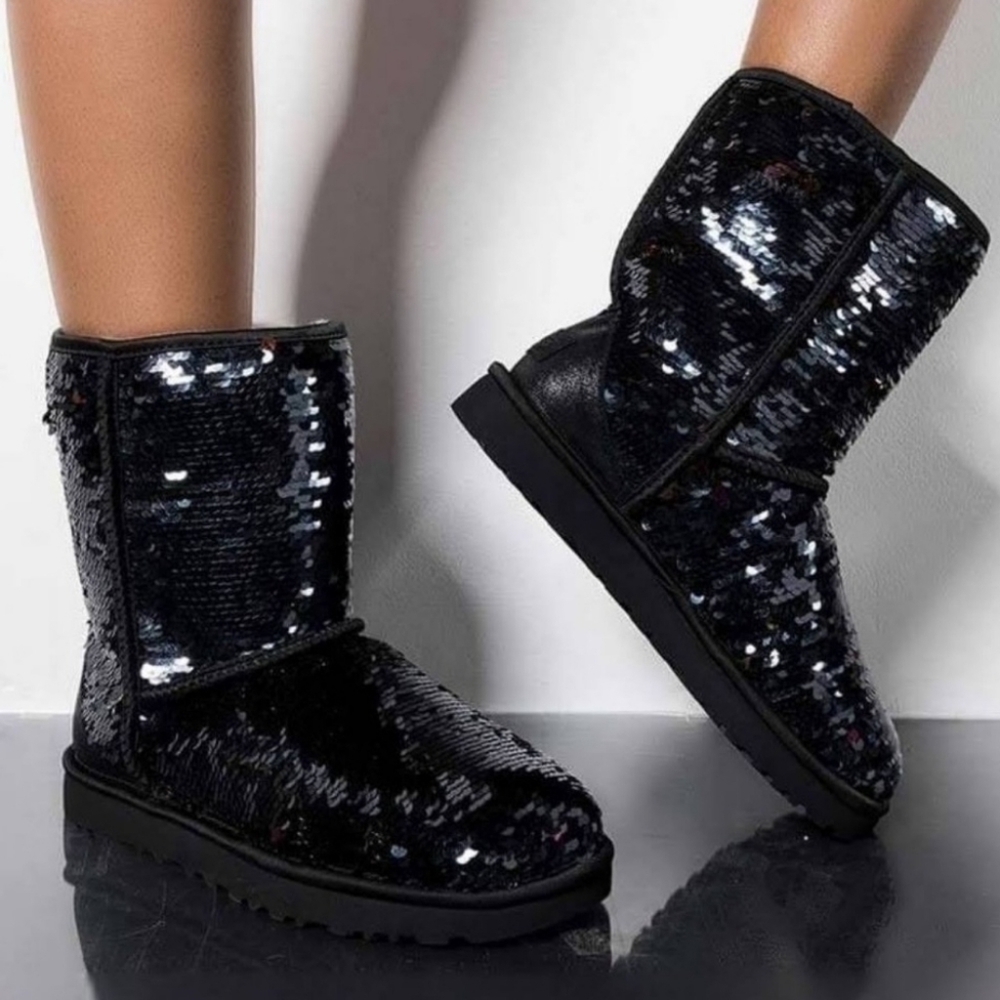 Ugg Classic Short Sparkle Sequins Black Girl Size 3